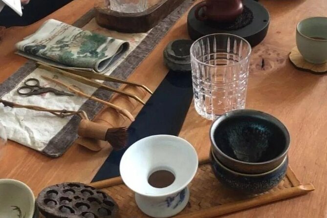 Private Authentic Tea Experience in Prague - Learning why brewing temperature changes the cup