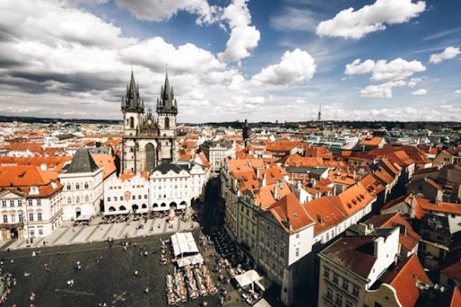 Private City Tour - Private guiding and the human side of the walk