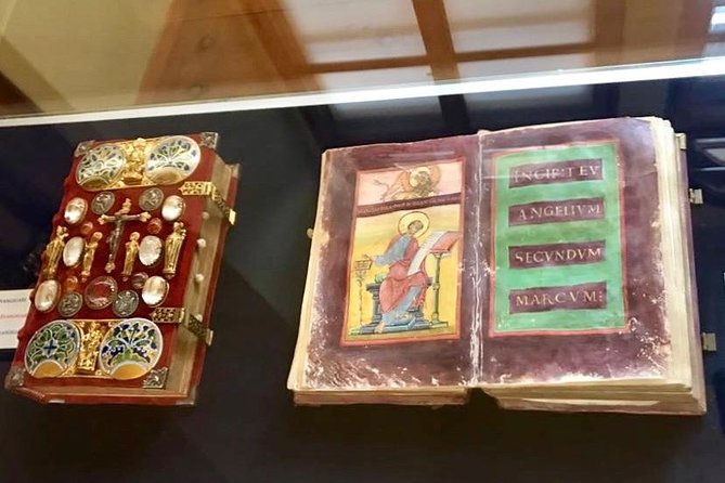 Private Custom Tour of Strahov Library and Prague - The best part may be the customization