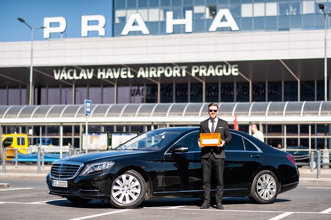 Private Departure Transfer: Prague Airport - The driver makes the difference