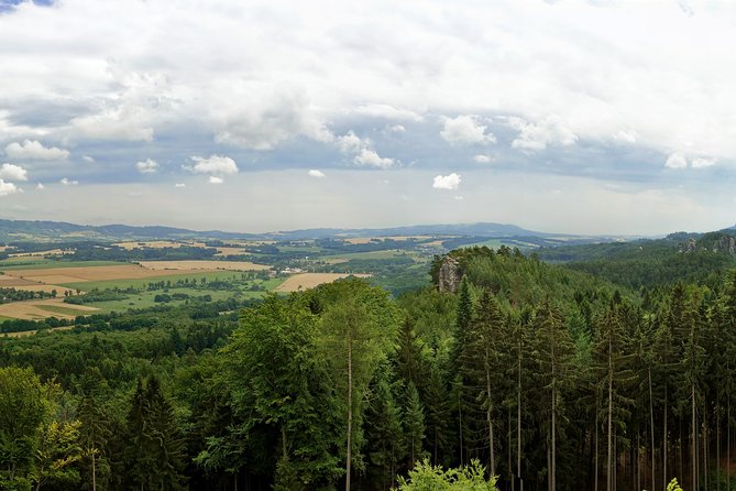 Private Karlstejn castle trip from Prague with Lunch & Admission - Why Karlstejn works so well as a Prague day trip