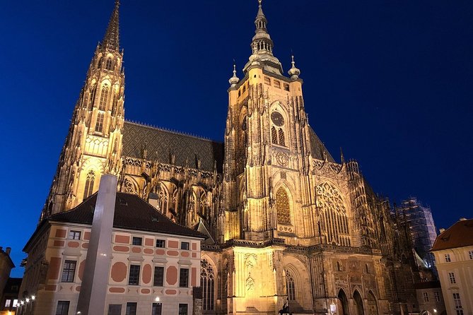 Private Photography Tour of Prague by Night - Starting at Prague Castle and Castle Hill