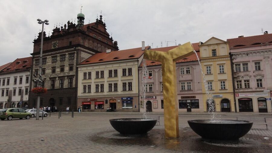 Private Pilsen & Pilsner Urquell Brewery Tour Prague - Lunch, timing, and the six-hour limit
