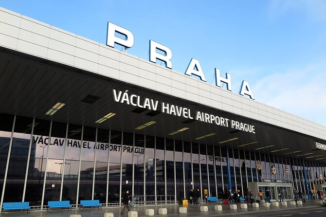 Private Prague Airport Departure Transfer - A simple ride from central Prague to the airport