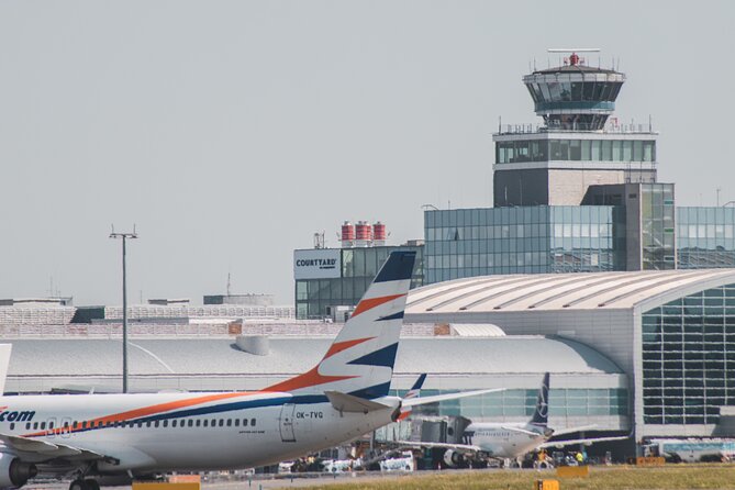Private Prague Airport Departure Transfer - What happens at pickup in your hotel lobby