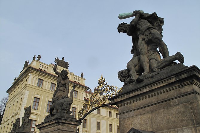 Private Prague Castle Tour with a Czech Guide, meet up at hotel - What the $114.14 price really includes