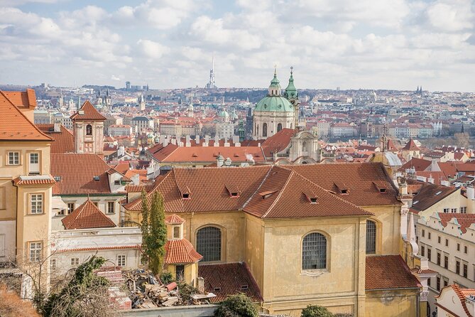 Private Prague City Highlights Tour with a Stop at a Czech Cafe - Prague Castle finishes the walk