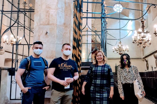 Private Stories of Jewish Prague Walking Tour - The guide can shape the experience