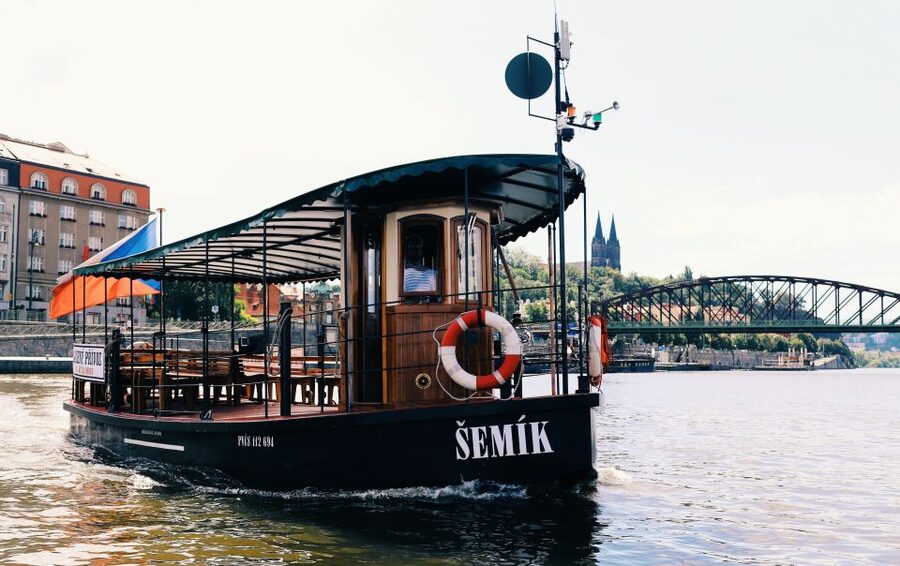 Real life in Prague - Easy Walk from Vysehrad to Vyton - Prague before and after communism