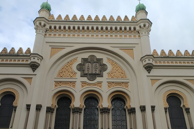 Religious Prague Walking Tour - St. Michael and St. Nicholas: two churches in one part of the story