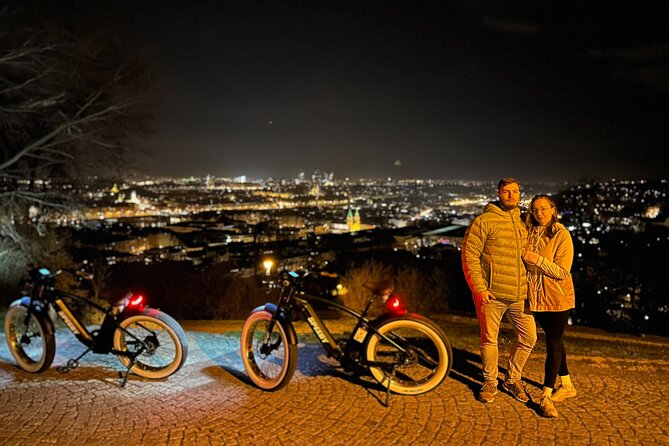 Retro Style E-Bike Night Tour in Prague - Live Guided - Starting at Štěpánská 55 with a short riding lesson