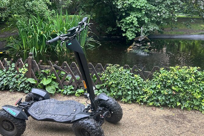 Scooter tours to Prague Castle and views. - Petřín, with time depending on the group