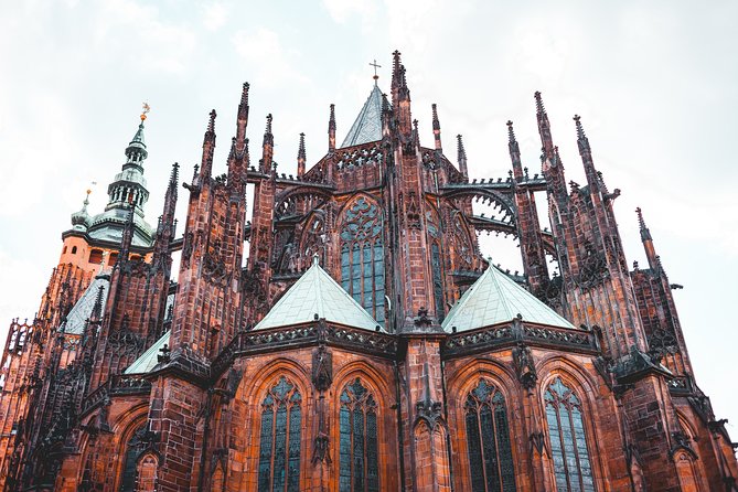 Self-Guided Audio Tour - Prague Castle District - St. George’s Basilica and the early monastery