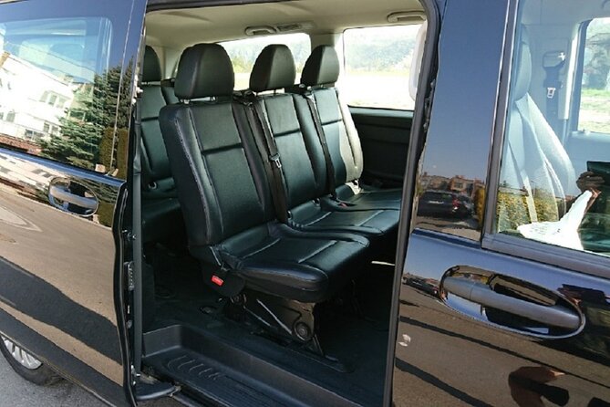 Shared Departure Transfer: Prague Hotel to Prague Airport - Pickup timing is the make-or-break detail