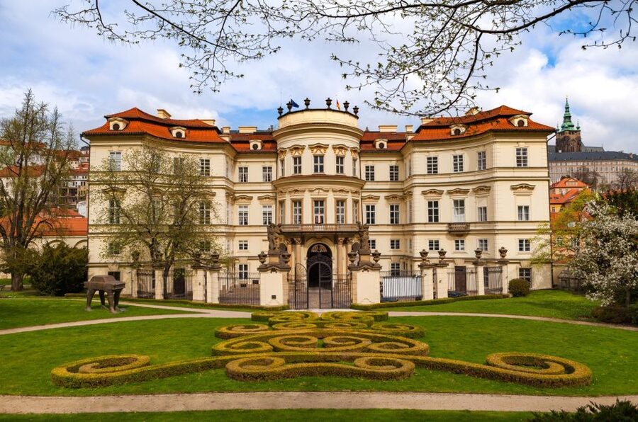 Skip-the-line Lobkowicz Palace Private Tour & Concert - The Music Archive and Mozart’s handwritten work