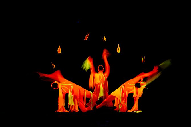 Skip the Line: WOW Show Black Light Theater in Prague Ticket - Practical details that can shape your evening