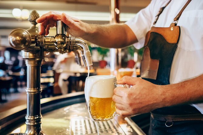 Small-Group Local Pubs Walking Tour And Traditional Czech Dinner - Three Old Town pubs, three different pauses