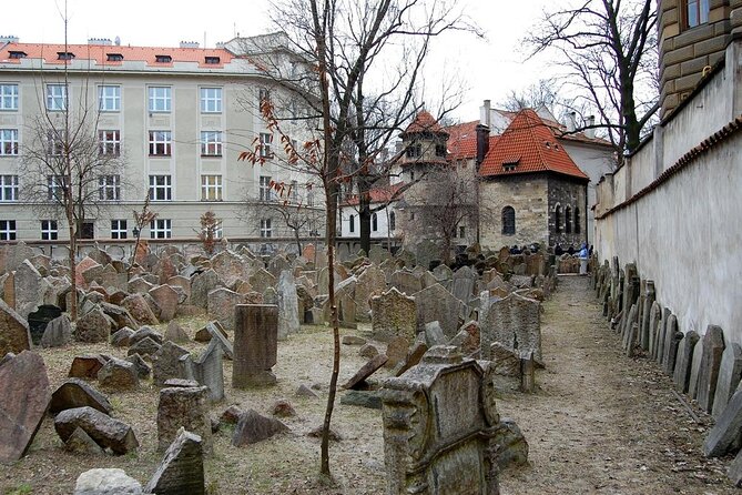 Small-Group Tour through the History of Jewish Prague - The Old-New Synagogue and Prague’s Golem