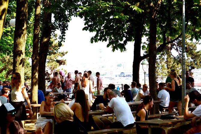 Sunny Beer garden tour - Why Letná is the right setting for a beer tour