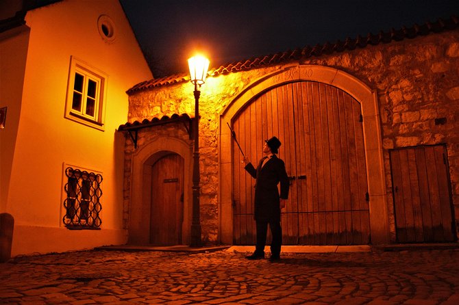 Telltale Ghost Tour - Guide style, weather, and the walking pace