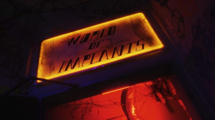 The Clinic: Escape room in Fun Arena Prague - Entering the secret clinic in Prague