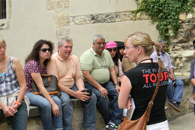 The Prague Tour All Inclusive with Pick up, Boat Trip and Lunch - The Astronomical Clock and Old Town Square