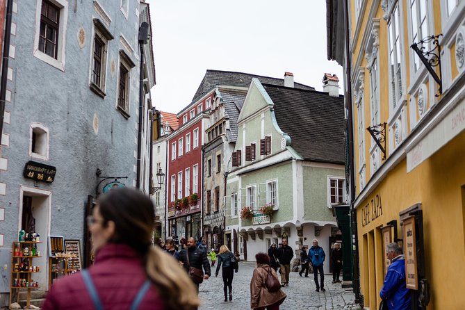 UNESCO Cesky Krumlov from Prague with Guided Tour and Transfer - The castle above the Vltava