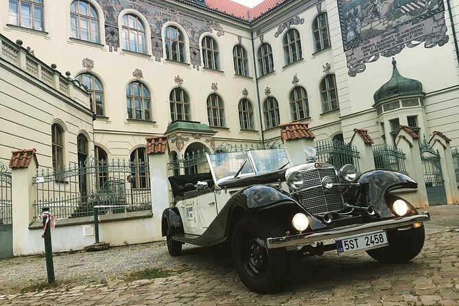 Vintage Cars Prague - Grand City Tour 150min / 1-6 pers. 2,5hrs - Prague’s Two Famous Synagogues