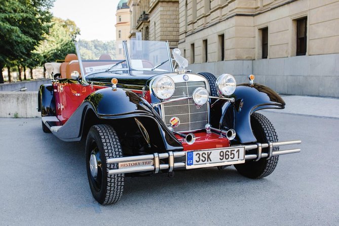 Vintage Cars Prague - Sightseeing Tour 90min / 1-6 pers. - What the driver adds to the ride