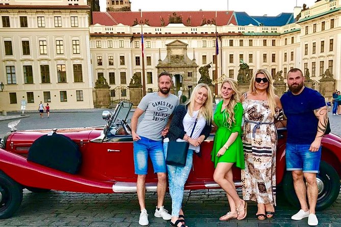 Vintage Cars Prague - Sightseeing Tour 90min / 1-6 pers. - Prague’s synagogues and the Jewish Quarter