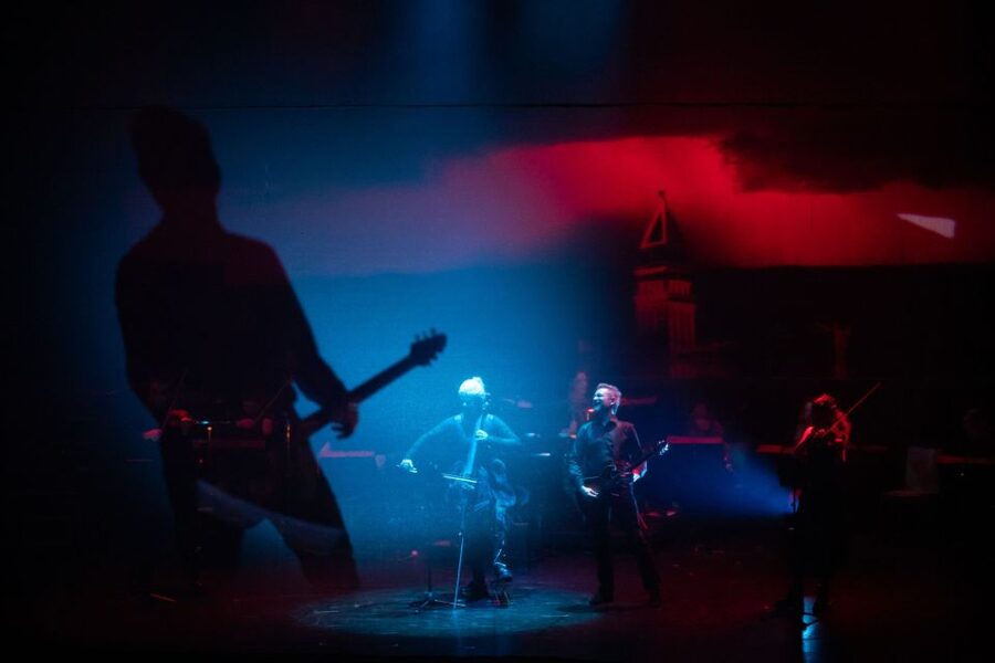 Vivaldianno The Show in Theatre Hybernia - Modern choreography adds movement to the Baroque score