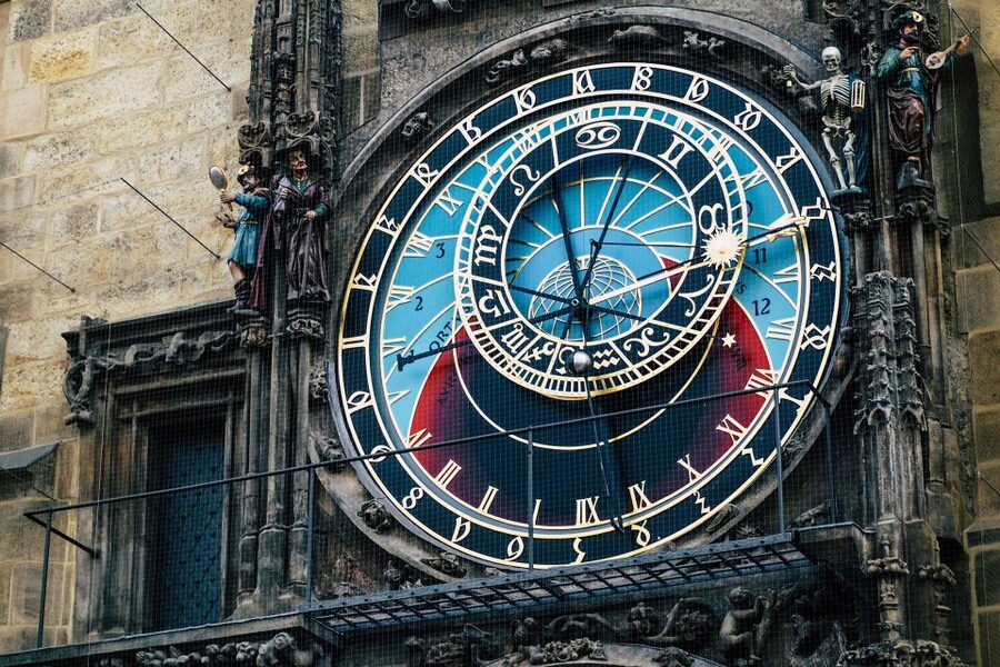 Walking tour of Prague in french: Old Town & Charles Bridge - Key points at a glance