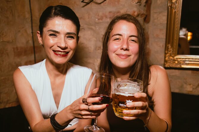Wednesday Night Live Music and Cocktails Ticket in Kontakt Bar - Live acoustic music at 10:30 pm
