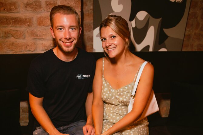 Wednesday Night Live Music and Cocktails Ticket in Kontakt Bar - How long to stay and how to plan the evening
