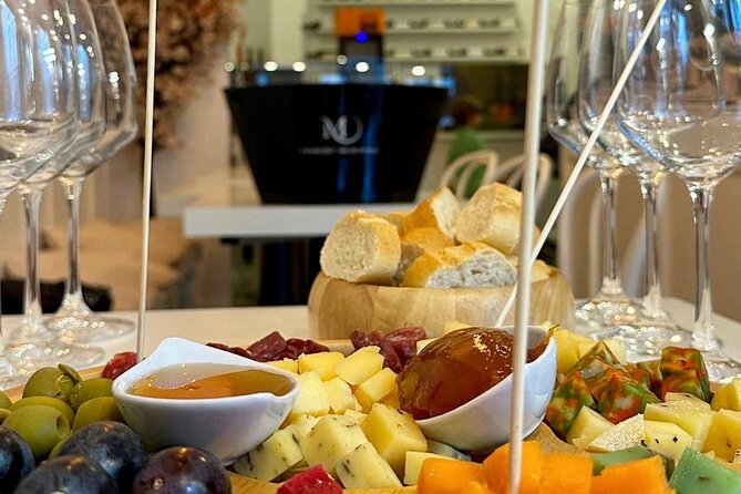 Wine Tasting and History Prague - Meeting Darya and choosing your questions